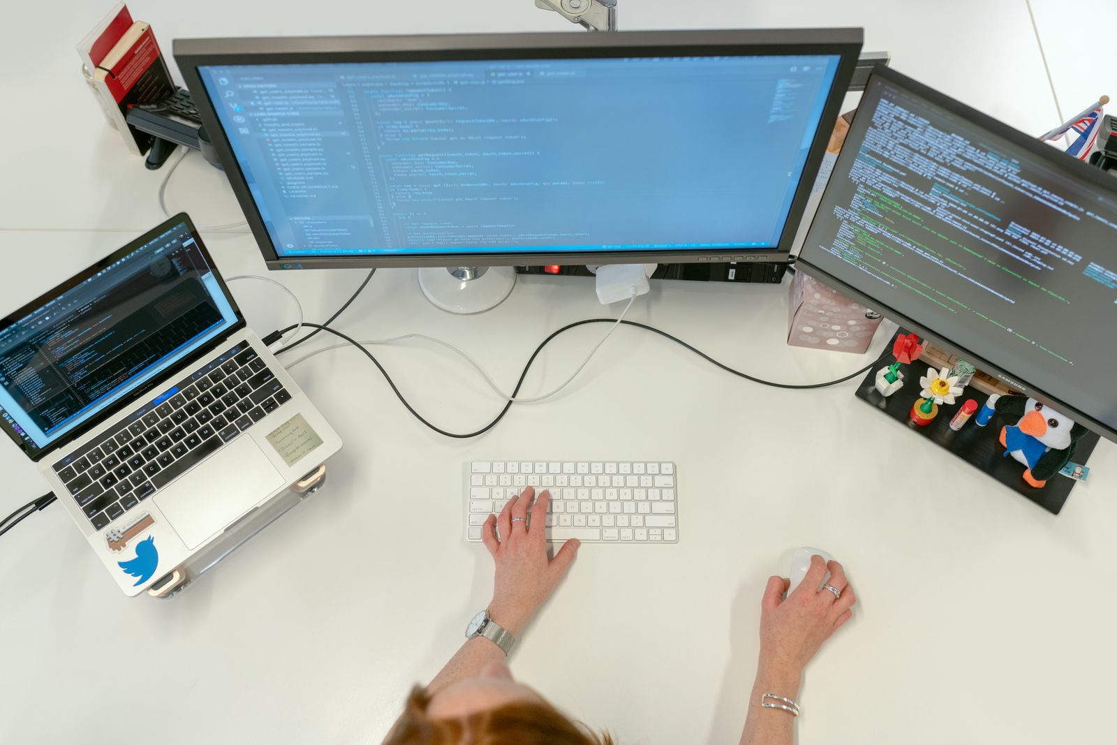 Platform demo session with engineers reviewing live cell data